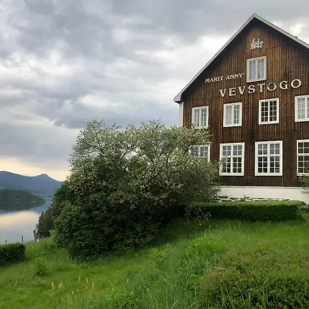 Experience Jotunheimen From Vevstogo - Sauna With A View And Eco Living In An Old School Building Vestre Slidre Exterior photo
